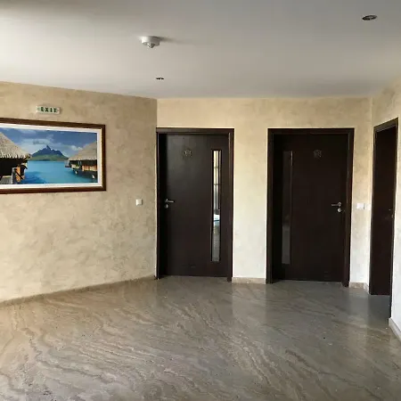 In Apart Millenium Apartamento